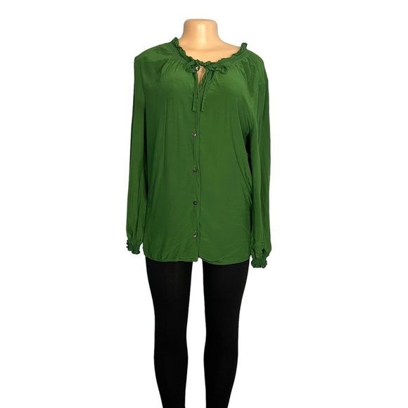 3/$30 🍂 ModCloth Green Button Down Long Sleeve Blouse - Picture 2 of 9